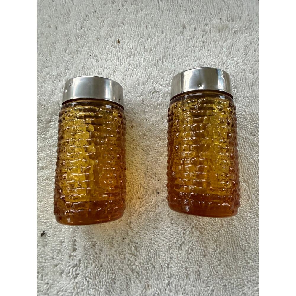 Anchor Hocking Soreno Amber / Gold Salt & Pepper Shaker Set
